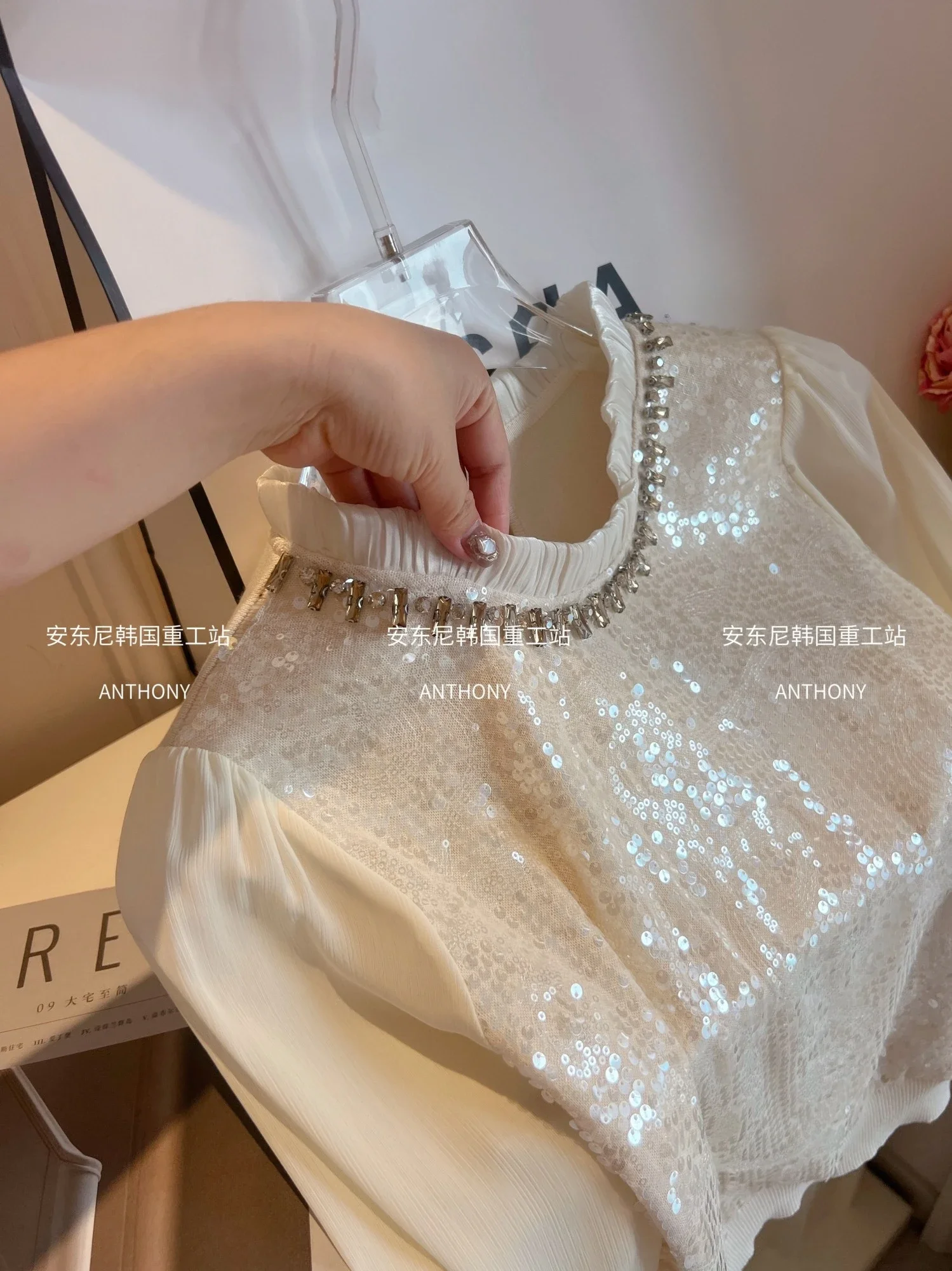 Heavy Industry Diamond Sequined Blouse Chiffon Long Sleeve Round Collar White Knitted Pullover for Women Versatile Shirt Tops