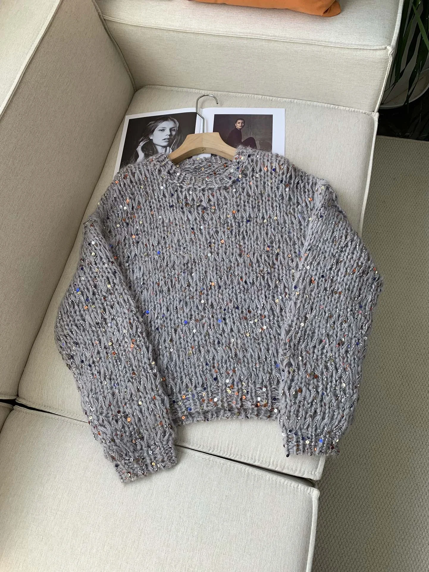 Colorful Sequin Women's Knitted Pullover Autumn Round Neck Long Seleve Fashion Ladies Sweater