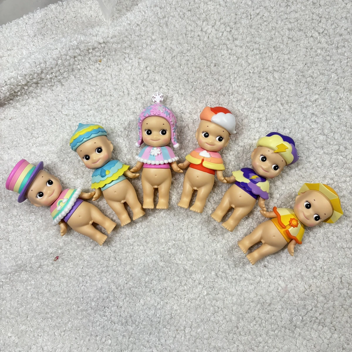 

sonny angel Mini Figure Special Edition Sky Color series 2020 No box No bag thunder sunny snowy rainy rainy rainbow SAS65648