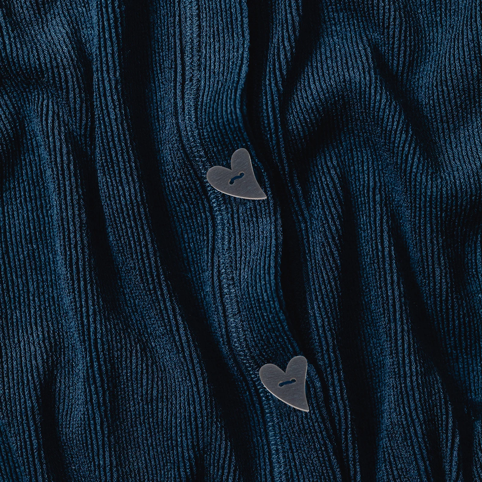 

100Pcs Heart Shape 2 Holes Wood Buttons Polished for Sewing Knitting Crochet Scrapbooking Embellishments Wood Buttons