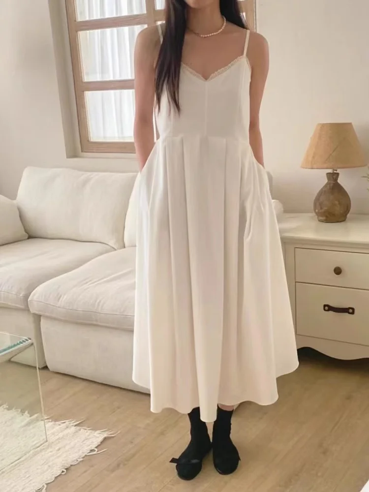 Elegant V-neck Strap Dress Women\'s 2024 New Slimming Long Dress Pure Desire White Dress Commute Korean Style High Waist A-lin...