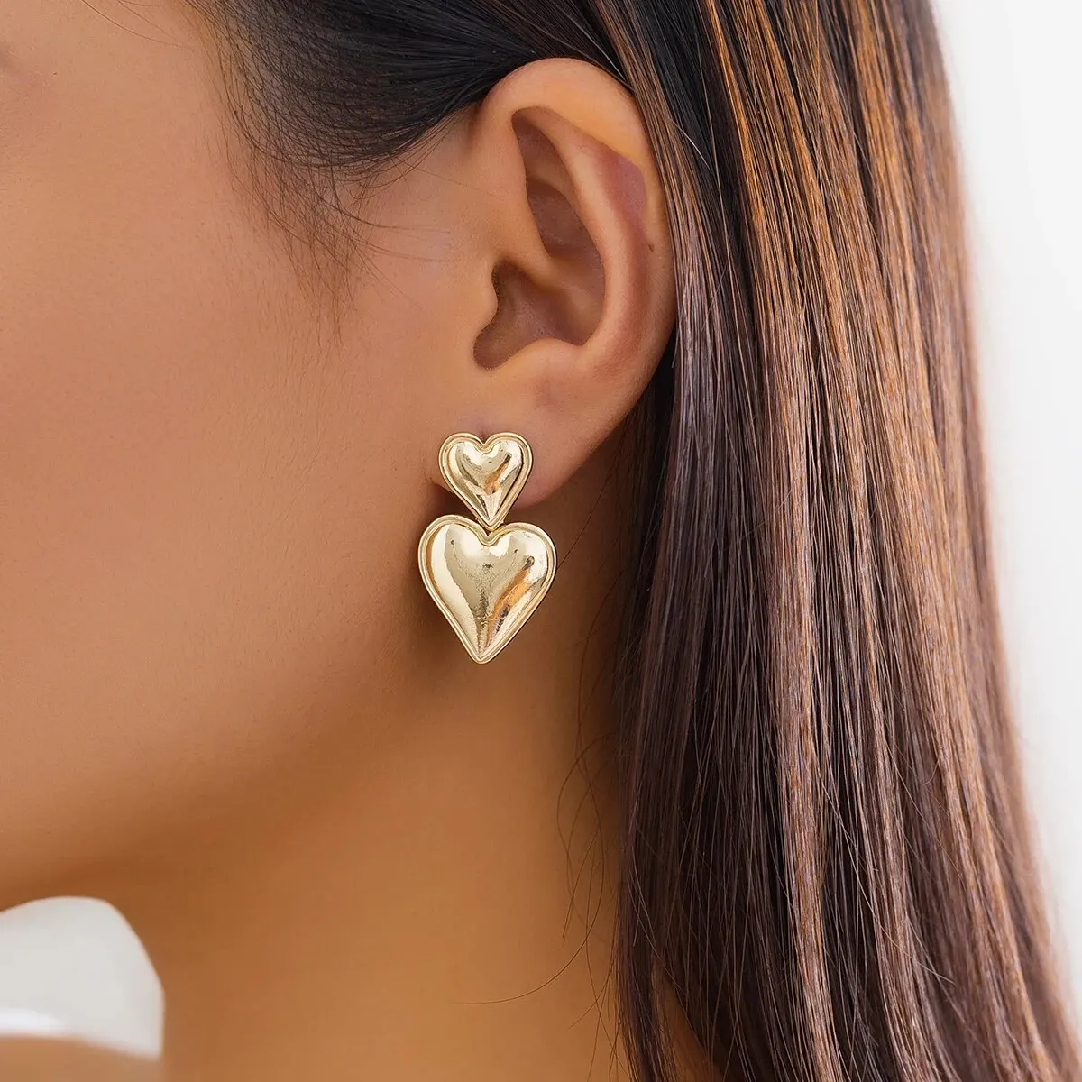 Trend Romantic Love Heart Drop Earrings for Women Creative Gold Color Metal Piercing Earrings Girls Party Jewelry Accessories image 2