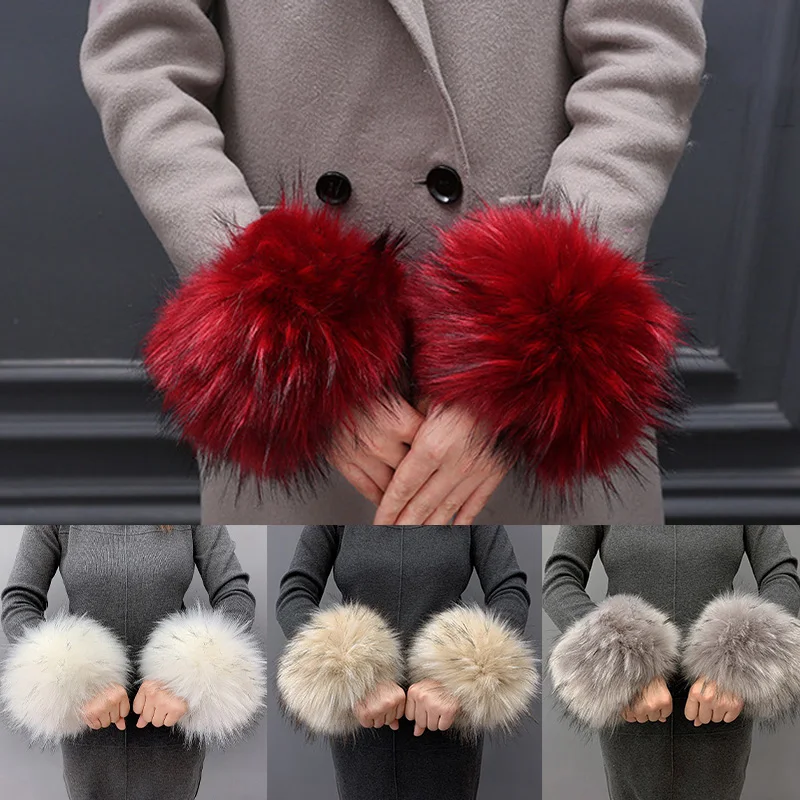 Faux Fox Fur Cuffs Arm Warmer Winter Plush Windproof Women Wrist Cuff Sleeves Gloves Pompom Bracelet Wristband Sleeves Accessory