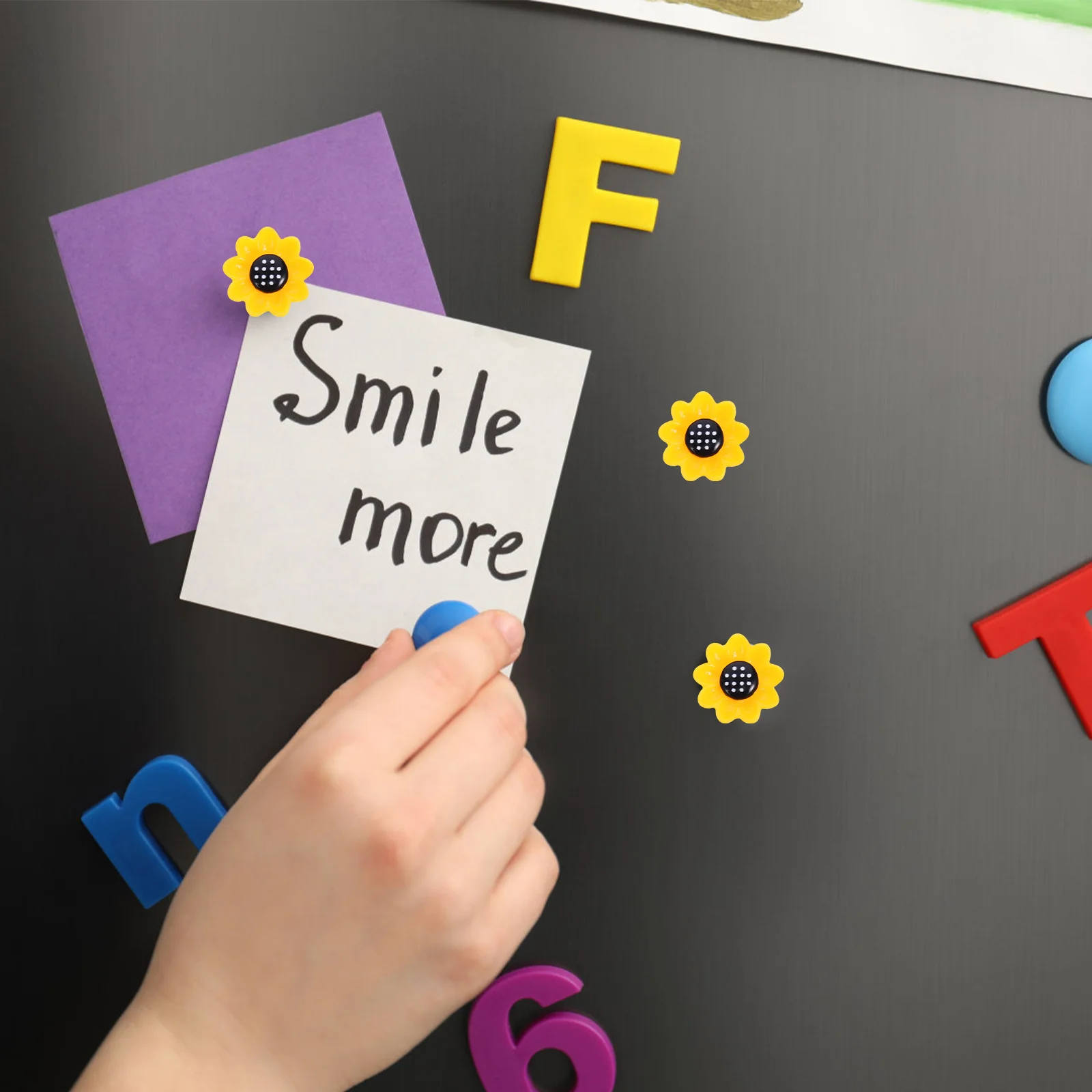 

10Pcs Sunflower Resin Magnetic Refrigerator Stickers Yellow Black Small Size Creative Refrigerator Sticker Home Decoration