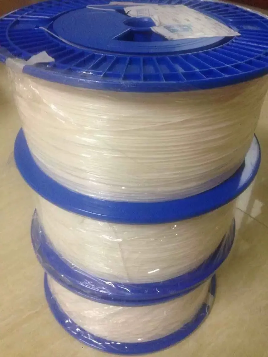 الألياف البصرية أنبوب فضفاض 100 متر الذيل الألياف أنبوب فارغ 0.9 مللي متر الألياف البصرية أنبوب مجوف 900UM Hytrel مقاومة درجات الحرارة العالية