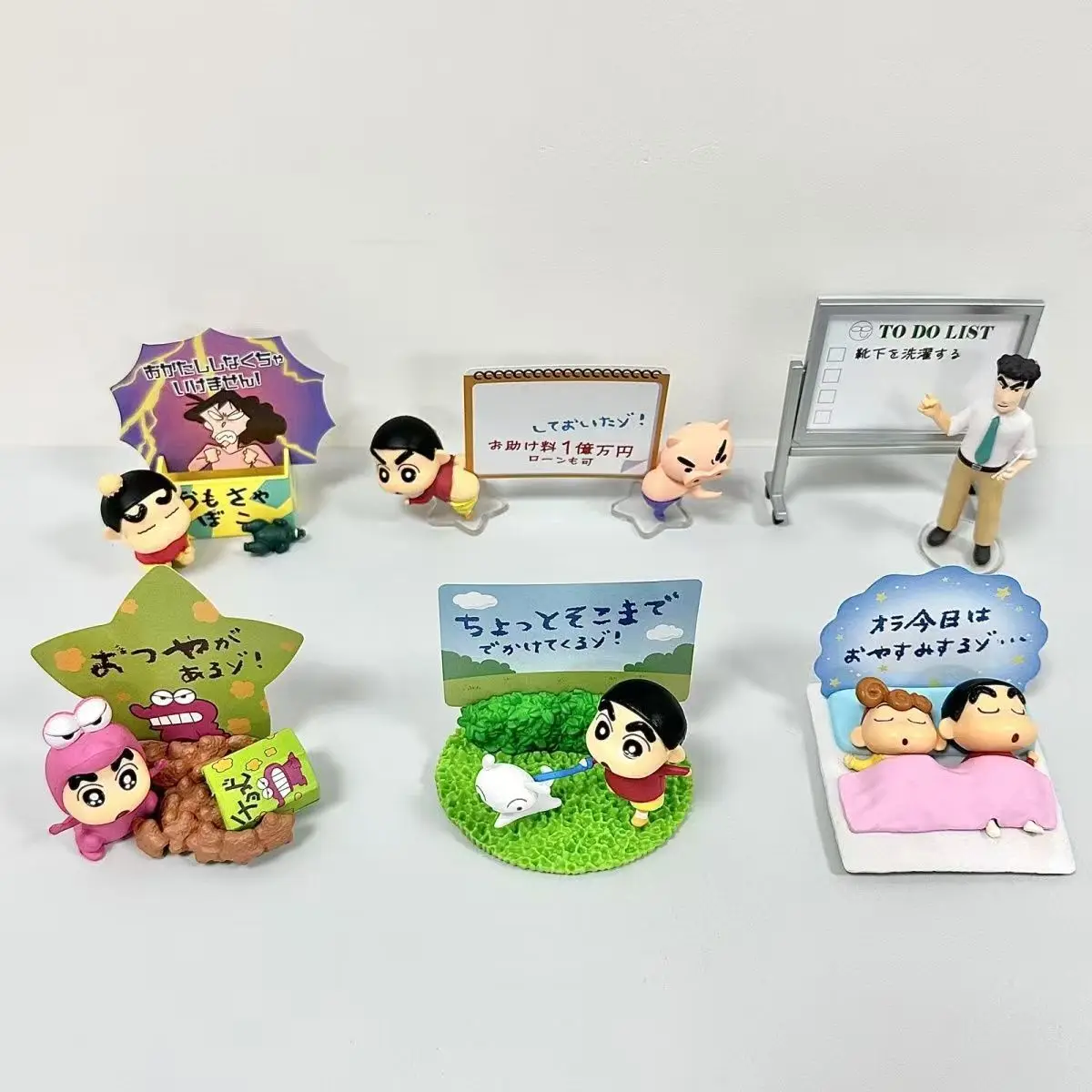 

Коллекционная миниатюрная фигурка Re-Ment Crayon Shin-chan: Стойка для сообщений, мини-фигурка в закрытой упаковке, аниме-сцена, украшение для стола