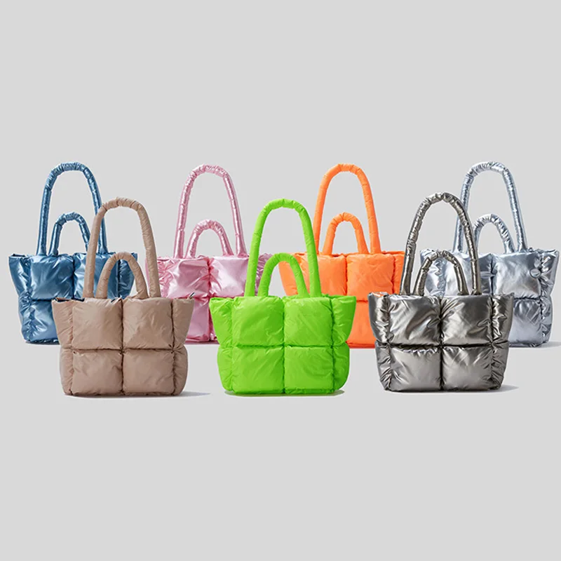 Moda büyük Tote yastıklı çanta tasarımcısı kapitone kadınlar omuz çantaları lüks naylon aşağı pamuk Crossbody kış 2024