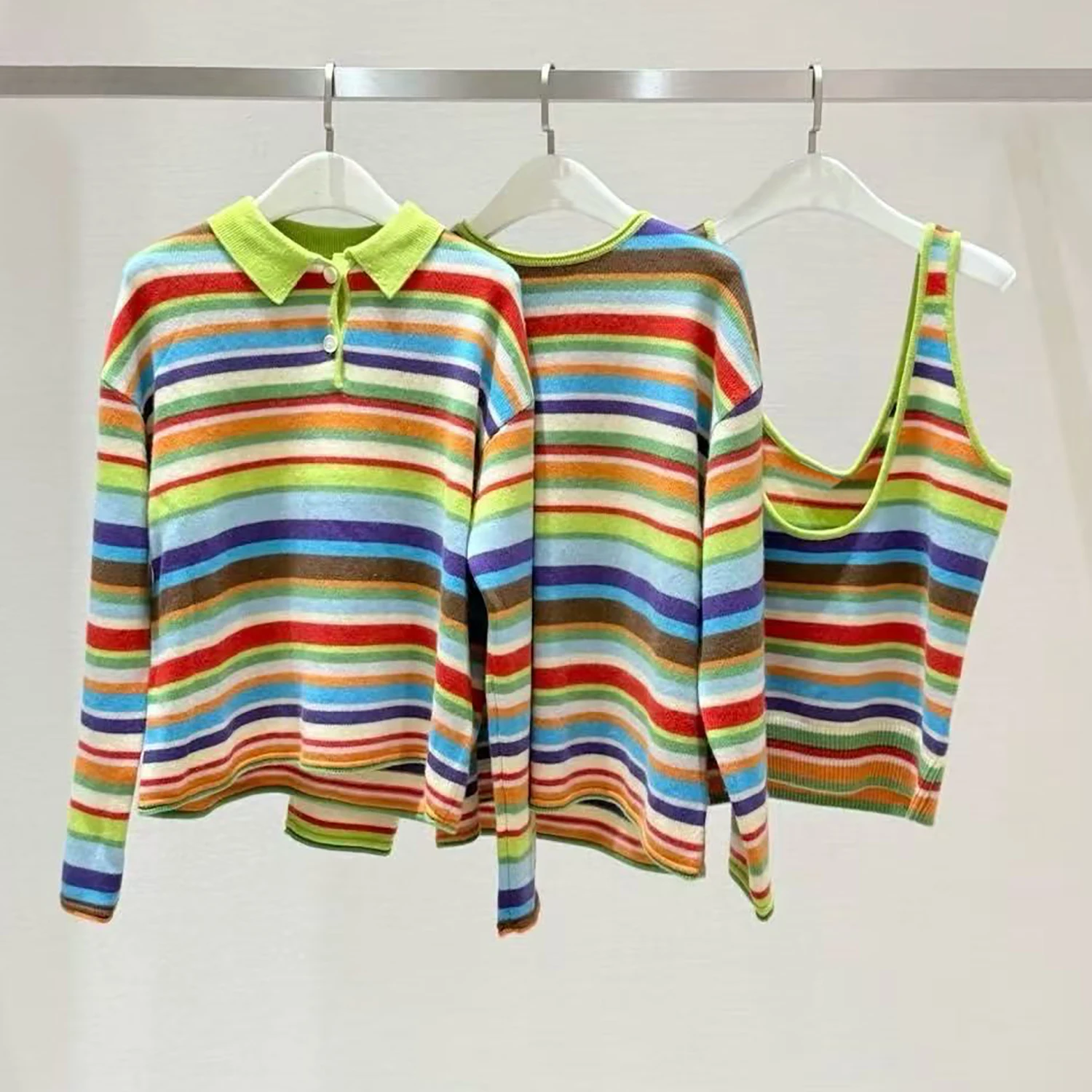 

Новый женский вязаный свитер с радужными полосками, свободного кроя, с длинными рукавами, повседневный, зимний, модная верхняя одежда