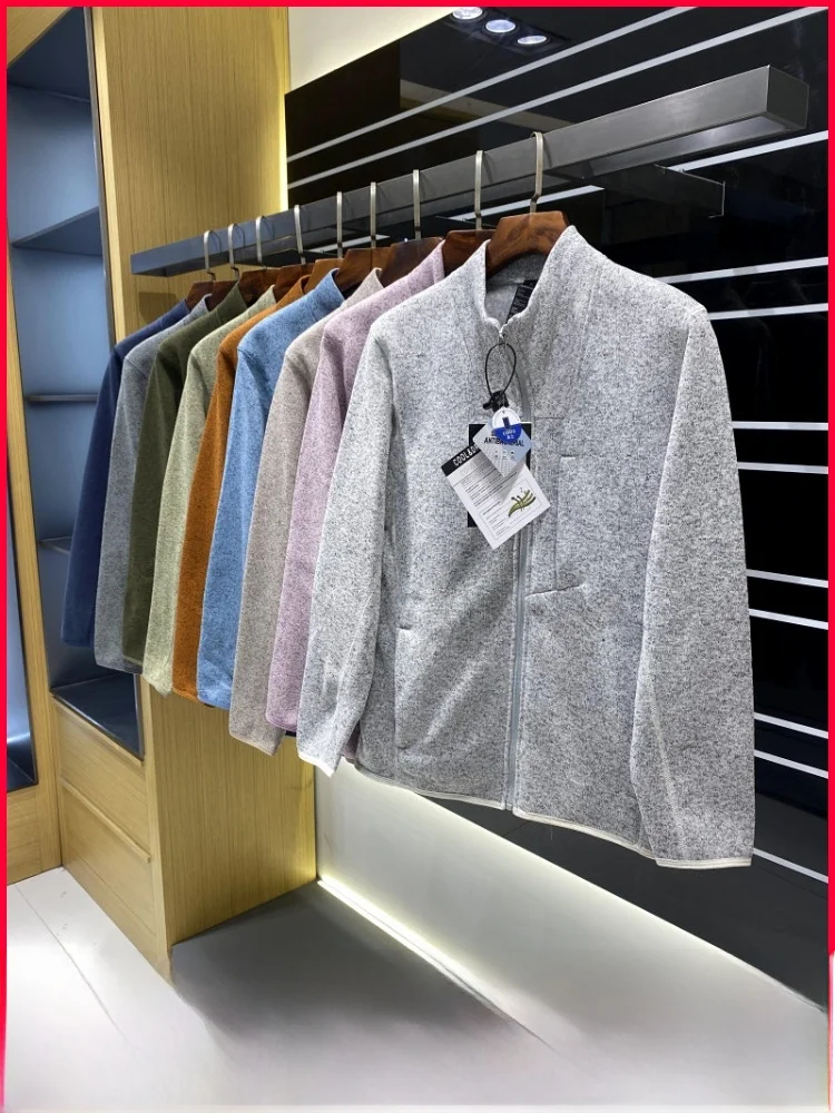 

Outdoor Men's Faionable Stand Collar Jaet Coat with Fce 3D Tailoring Stand Fit Long Sve Zipper Closure