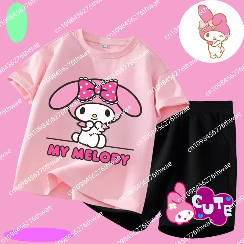 

Летняя детская футболка Kurumi с мультяшным принтом Sanrio Hello Kitty для мальчиков и девочек — милые повседневные топы и шорты с короткими рукавами 2025 г.