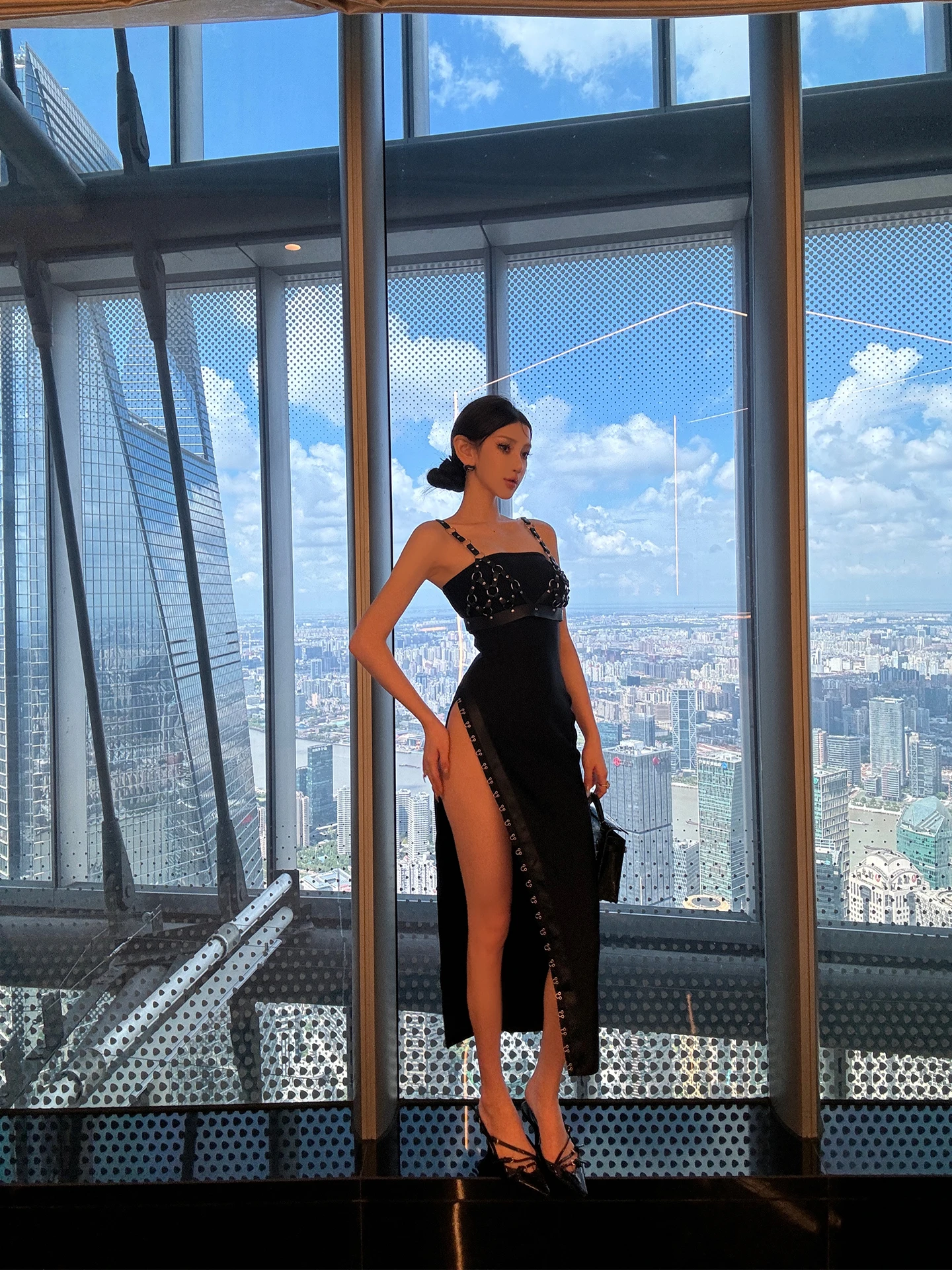 

Sexy ChiclyNana Strapl Long Dr with Belt Chain Side Slit Polyester Fiber mid Waist A-Line Skirt No Sve Slim Fit