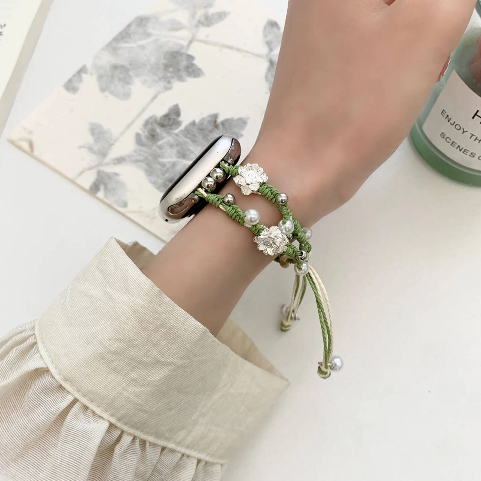 Креативный тканый ремешок на шнурке с ремешком для Apple Watch, металлические аксессуары в виде лотоса, браслет для Iwatch 40, 44, 45 мм, запястье с сладким жемчугом