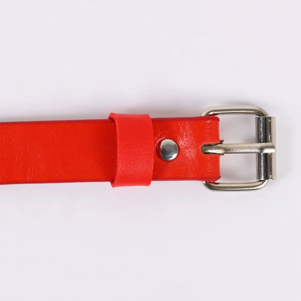 Vintage Red Bat-Shaped Faux Leather Mask Luxury Palace Style Party Masquerade Edgy Girl Gathering Photo Stylish Accessory