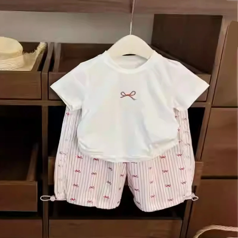 

Summer Girls' Short Sleeve T-shirt Set Sweet Bow Printed Round Neck Top Lace Splicing Loose Cargo Pants 2 Pieces Set ﻿