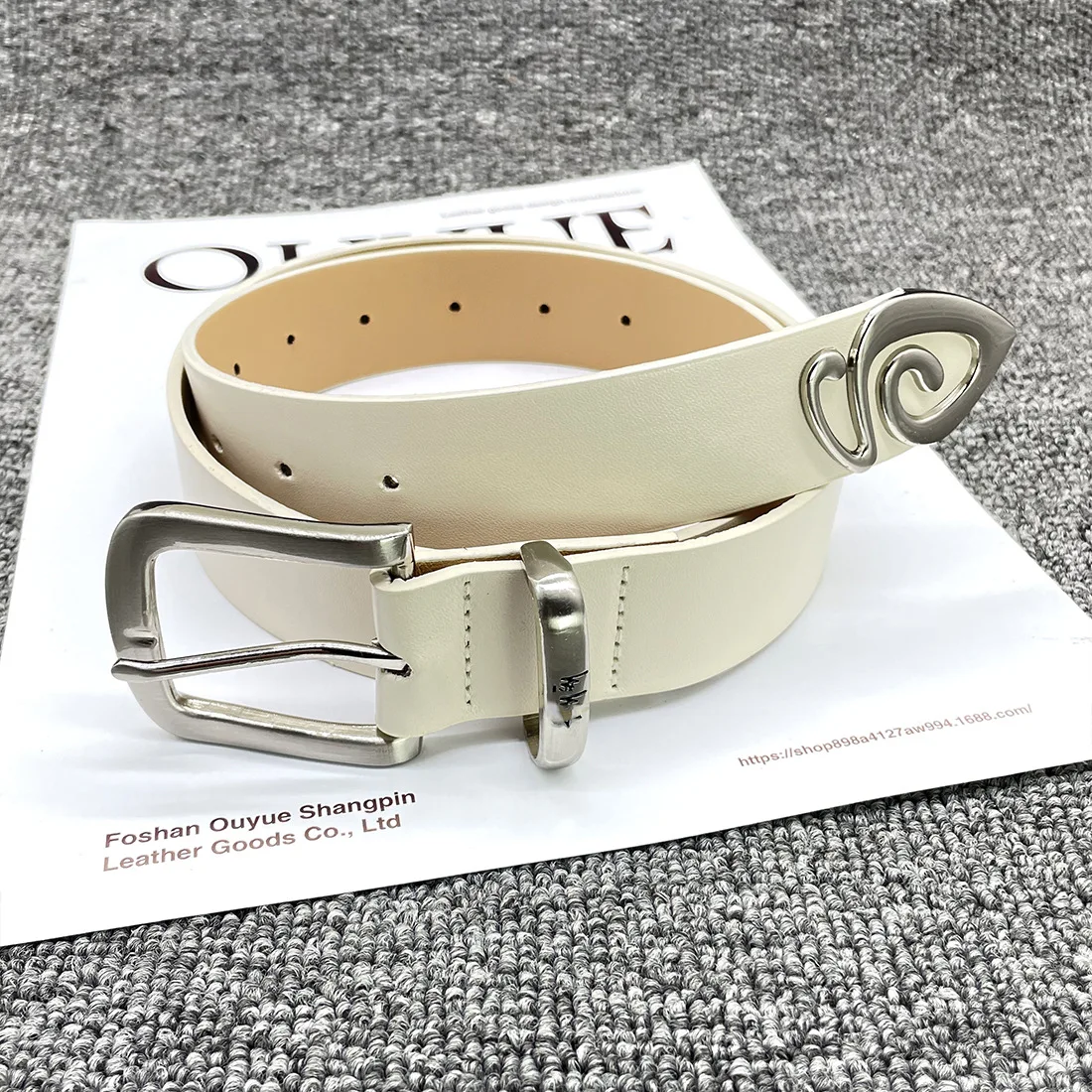 Ремень CH, мужской и женский, элемент Святого Меча, украшение, полый плющ, женский стиль, звездный стиль, штамповка в стиле ретро