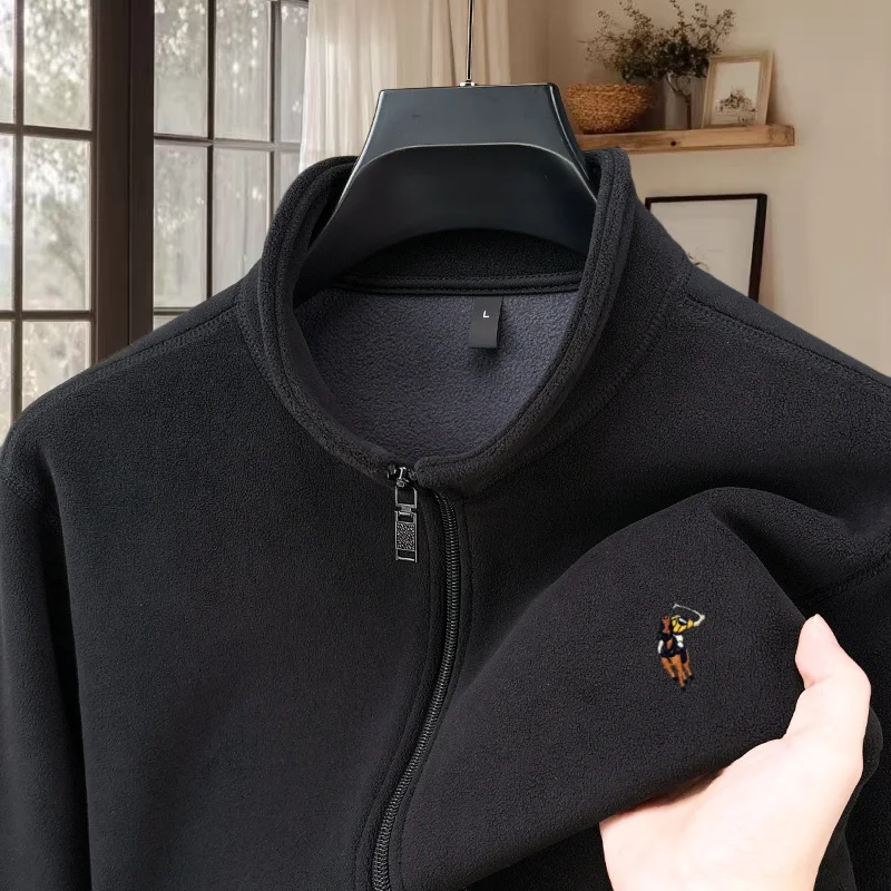 

Hot selling fashion autumn and winter new velvet warm zipper cardigan men's high-quality brand exquisite embroidery thick coat