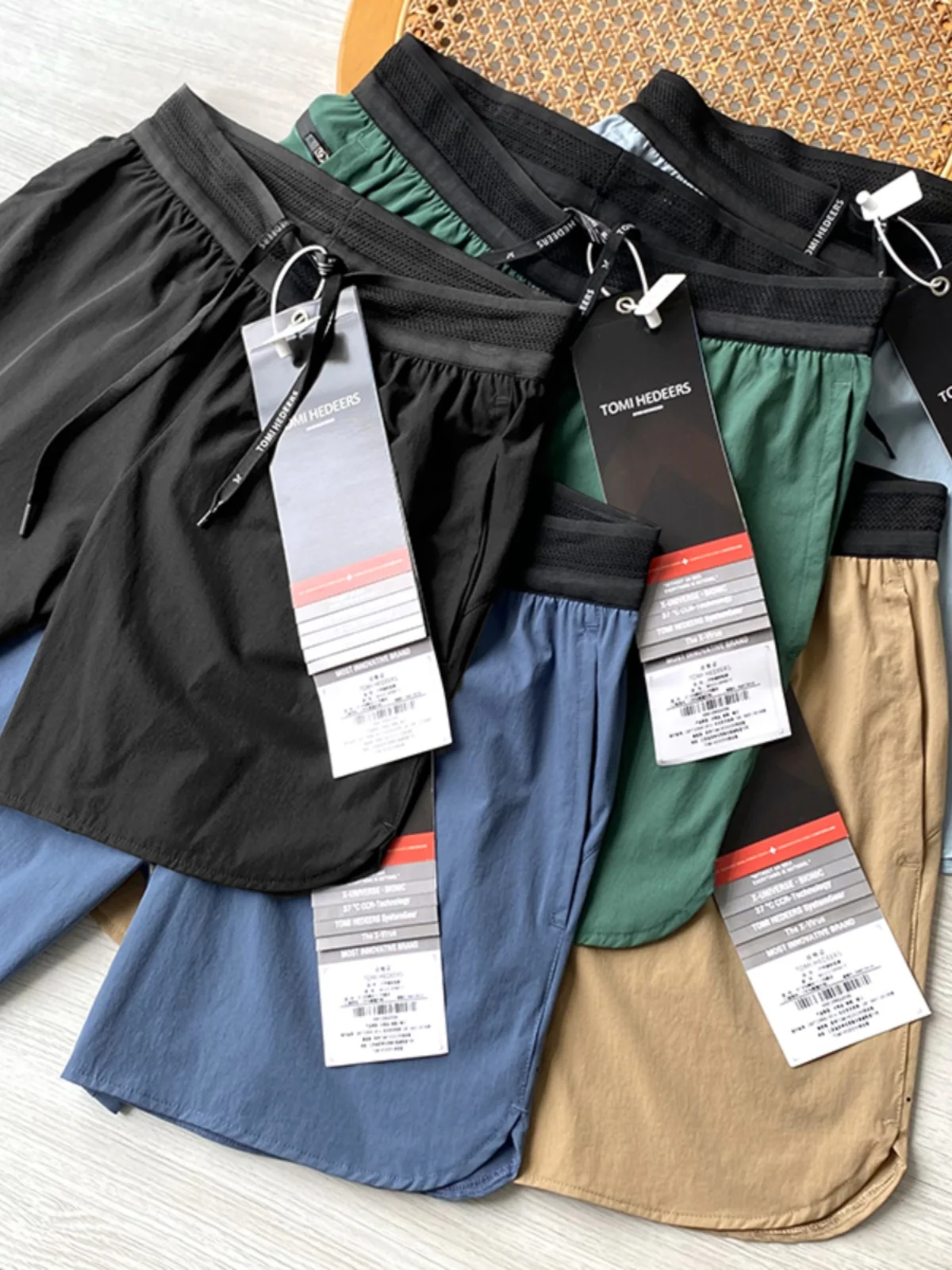 

Мужские дышащие, дышащие, тихосохнущие, водонепроницаемые, летние, повседневные, спортивные, легкие, молодежные, прямого кроя