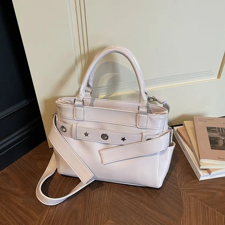 

Versatile Women's Crossbody Bag 2026 New Retro High-end Large Capacity Minimalist Shoulder Handbag Fashion