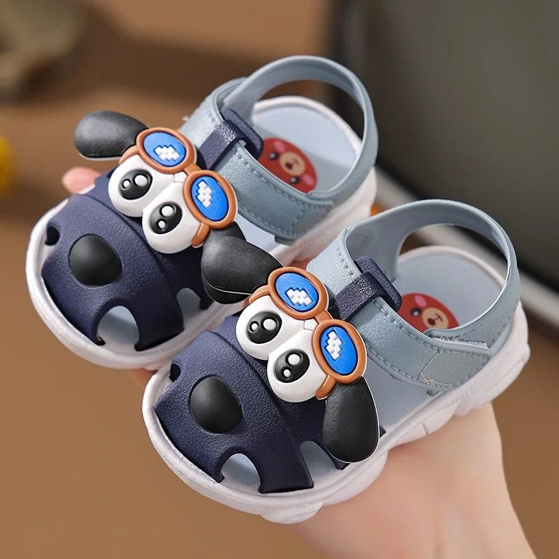 Sandali per bambini nuovi ragazzi cartoon cute baby soft bottom antiscivolo baby step shoes ragazze outdoor casual kids Baotou shoes