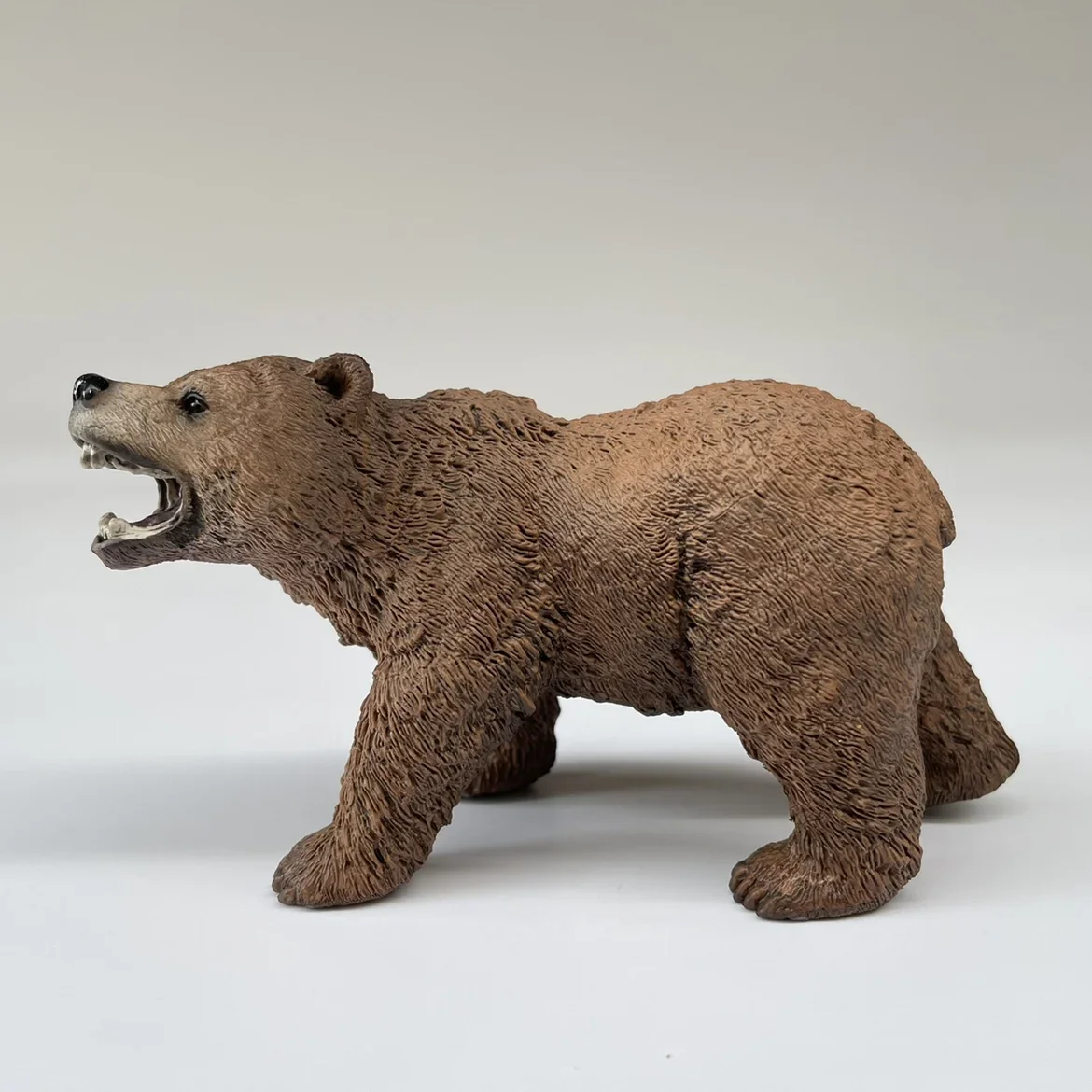 German Grizzly Bear Figure Wild Simulation Animal Model Brown Bear Ornament Picture Book Cognition Static Animal Model Toys