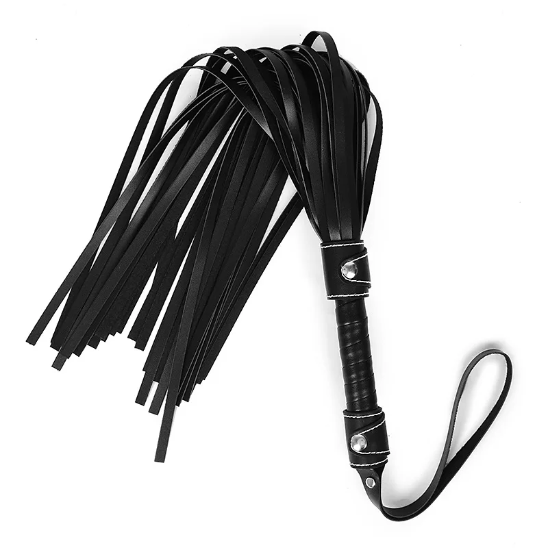 21 inch Black Bull Whip， Covered Handle with Wrist Strap