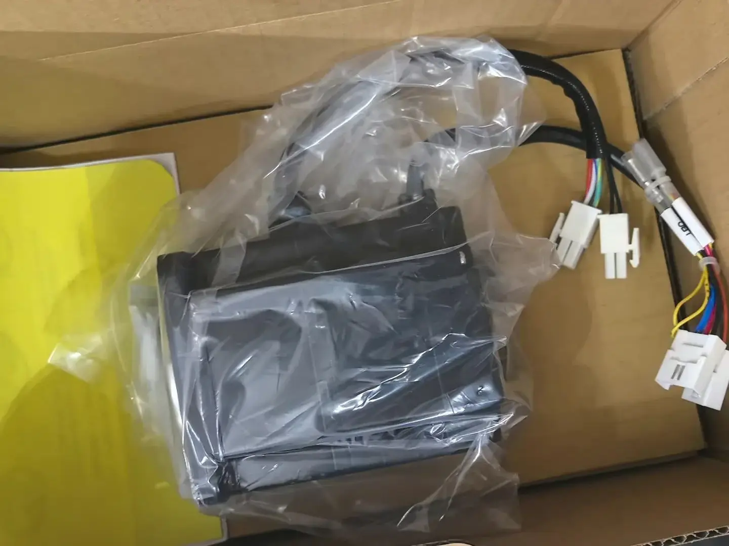 Genuine Original SGMPH-02ANA-YR51 Brand New Servo Motor，Fast shipping，SGMPH 02ANA YR51，Fast shipping
