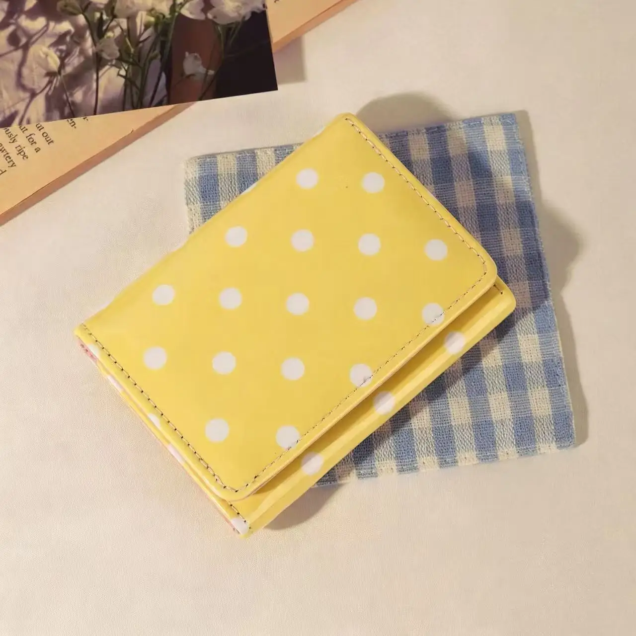 Japanische Polka-Dot-Geldbörse im Ins-Stil, kurze Geldbörse für Damen, hochwertiger süßer Kartenhalter, große Kapazität, Studenten-Münzbörse, Geschenk – Detail 8