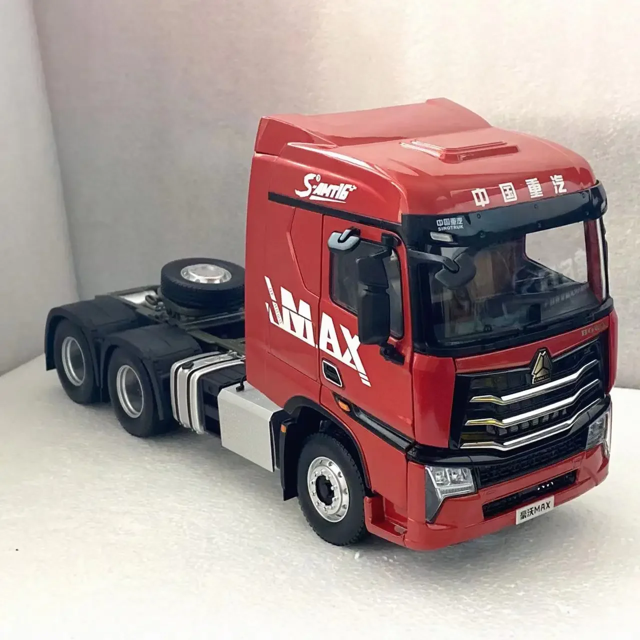 Howo Max Car Model 1:24 Scale Static Alloy Truck Sinotruk Tractor