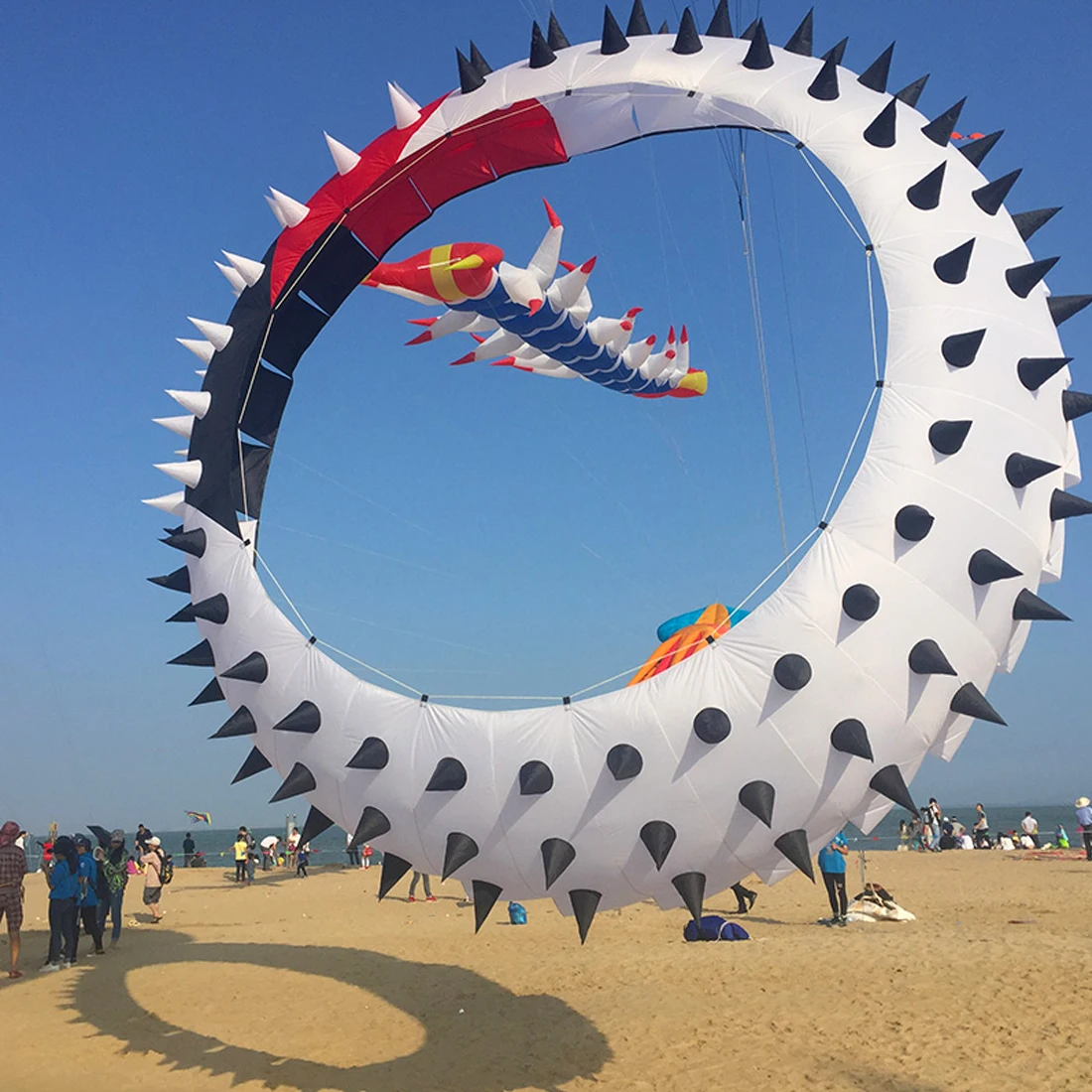 9KM 5m Spiky Bol Kite Line Laundry Kite Zacht opblaasbaar 30D Ripstop Nylon met tas voor Kite Festival (Accepteer groothandel)