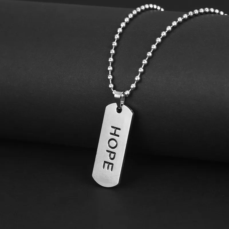 Fashion Trendy Brand Cool Style Square Tag Necklaces for Trendsetters Punk Letter Pendant Necklace Niche Design Accessories