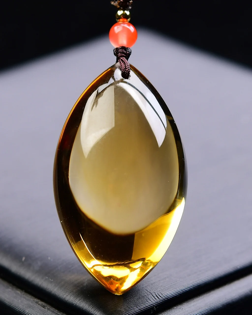 

Natural Yellow Citrine Quartz Pendant 37*21*16mm Women Men Jewelry Citrine Wealthy Necklace AAAAA