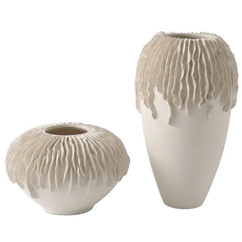 Modern simple hand-squeezed lace ceramic vase art ornament model house B & B hotel dried flower ornament