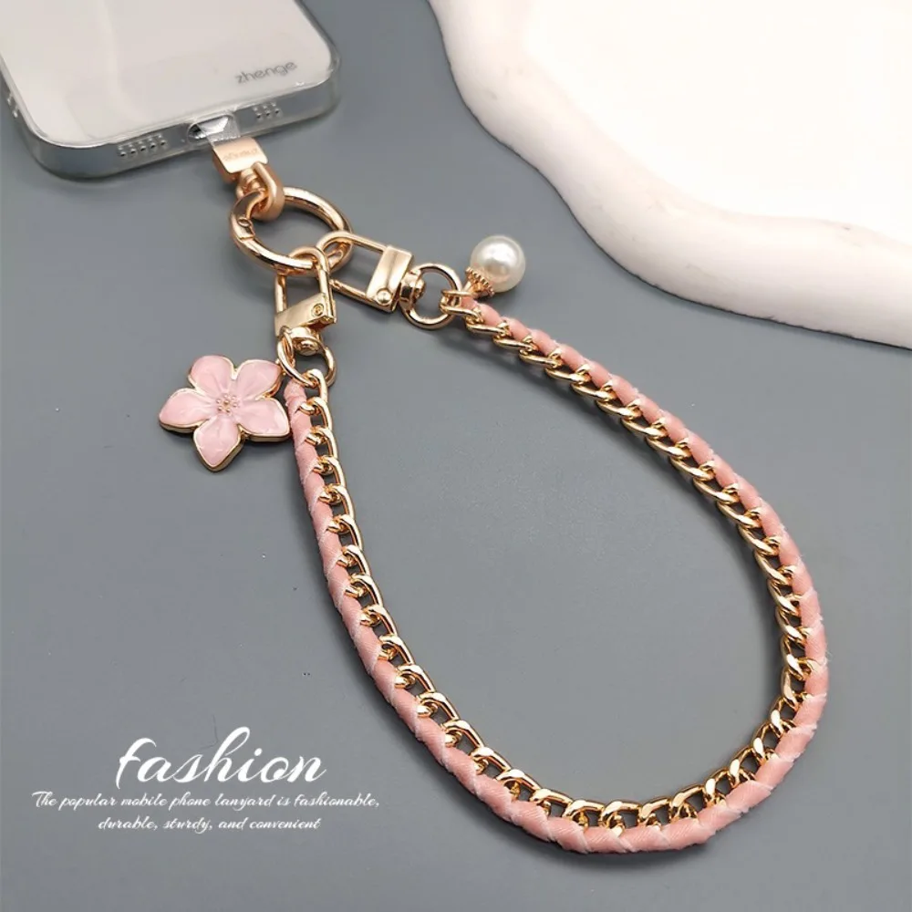 

Flower Pendant Mobile Phone Strap Metal Chain Anti Loss Cell Phone Chain Short Handheld Mobile Phone Lanyard New Year Gift