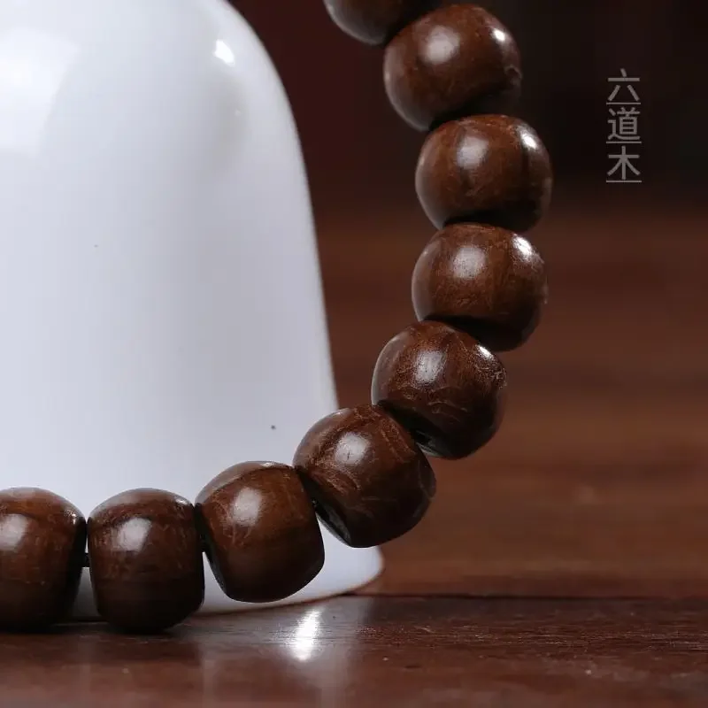 Sandalwood Buddha Beads Ivory Fruit Lion Awakening Bracelet for Men and Women Retro Single Circle Literary Play Handstring Gift