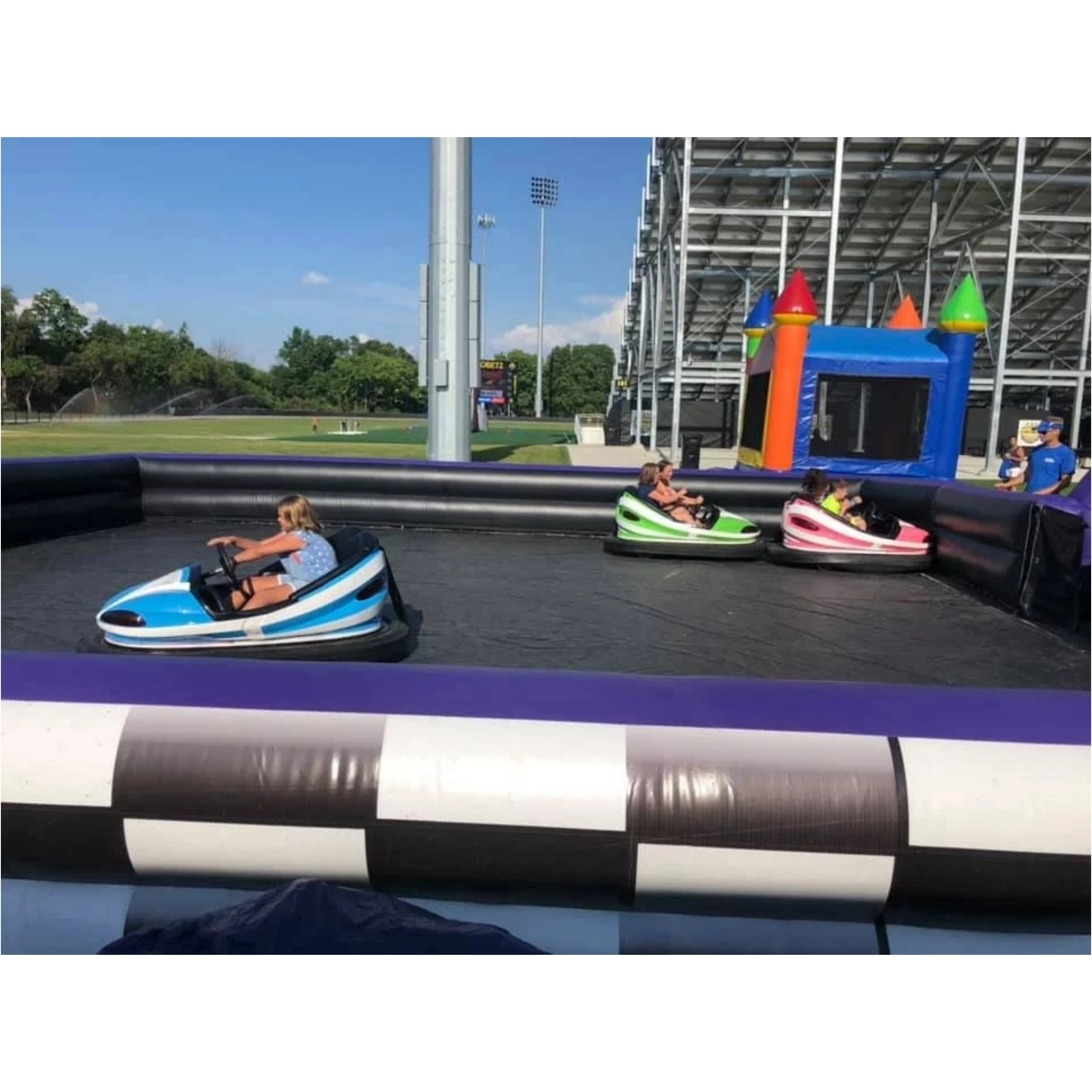 

Customized Indoor Outdoor Commercial Bumper Car Arena for Kids Bumper Car Inflatable Race Track