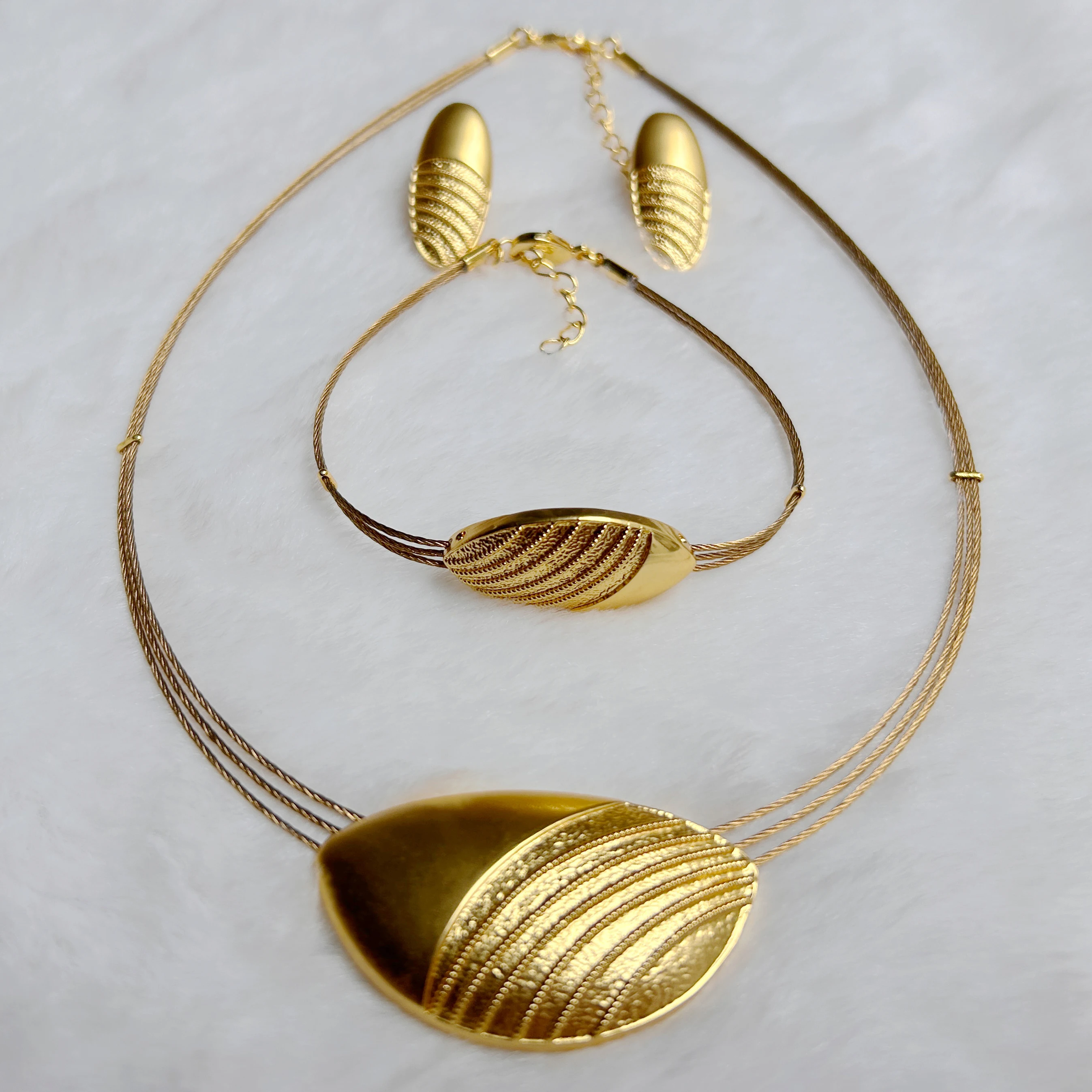 18K Gold Plated Vintage 3Pcs Jewelry Set Multi Wire Chain Necklace Bracelet Earrings Retro Women Wedding Party Gift Accessories