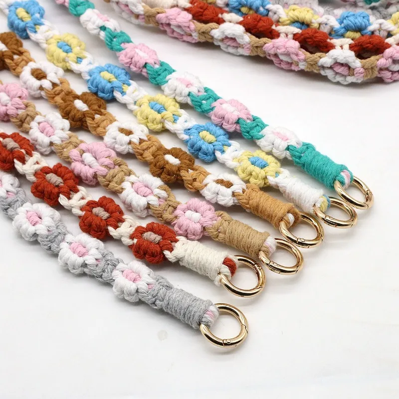 New Colorful Daisy Flower Handmade Beaded Phone Lanyard Outdoor Universal Crossbody Cord Chain Anti-lost Strap Charm Phone Chain