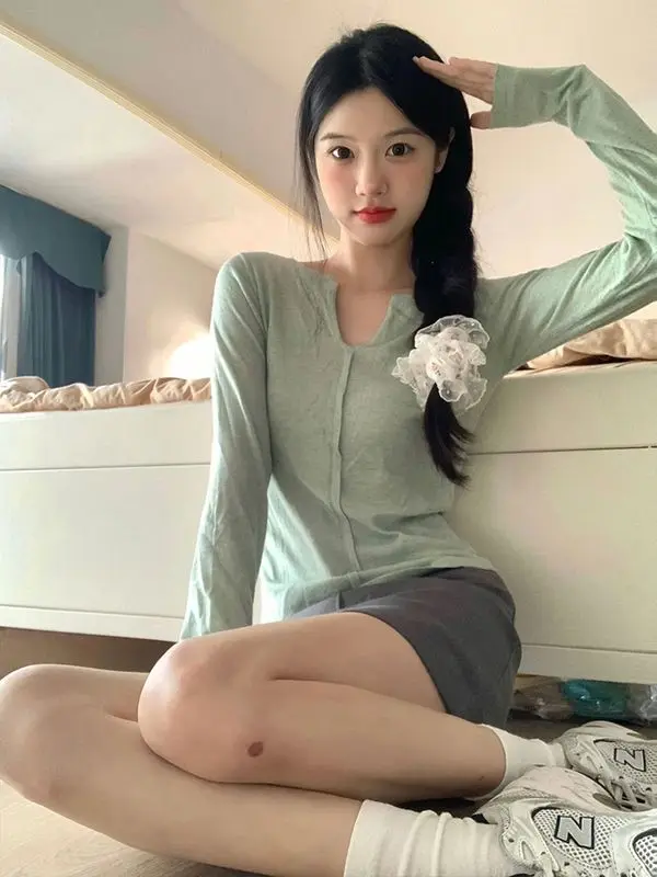 

Long Sleeve T-Shirts Women Oversized Cotton Gothic Lace Ruffle Y2K Harajuku Aesthetic Comfortable Spring Stylish Trendy Clothing
