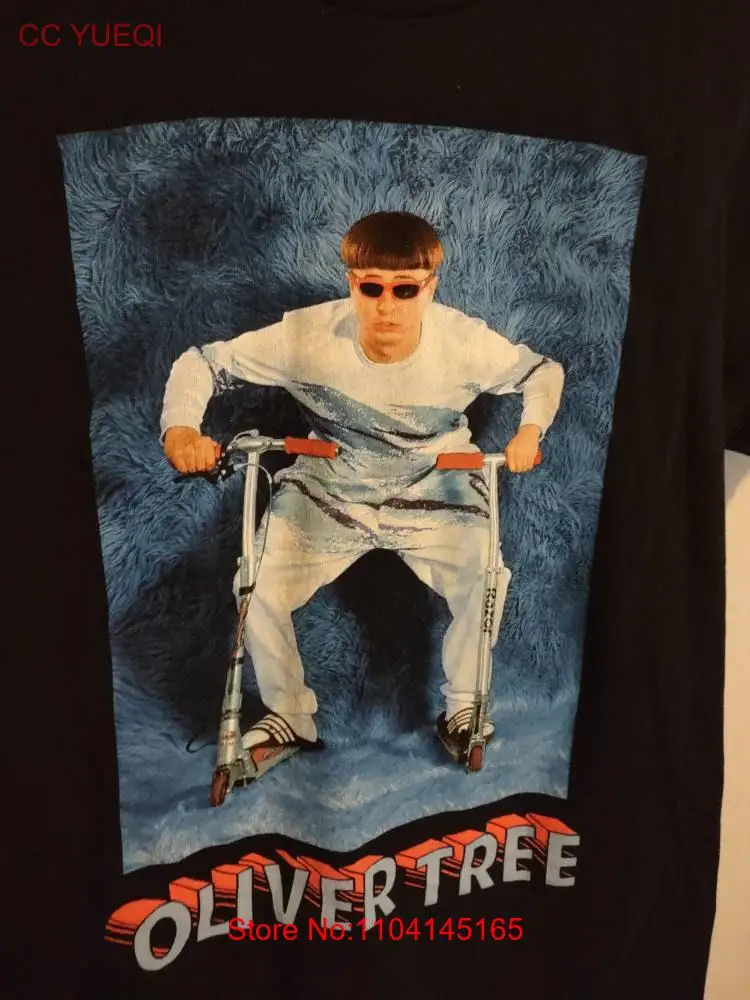 Oliver Tree T Shirt Men's Small long or short sleeves