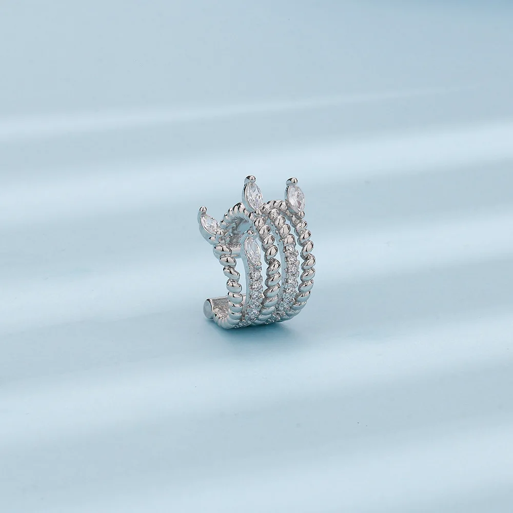 1pc No Pierced Rivet Earcuff Earrings For Women Cool Punk Silver Color Angle Wings Cartilage Ear Bone Clip Fake Piercing EF003