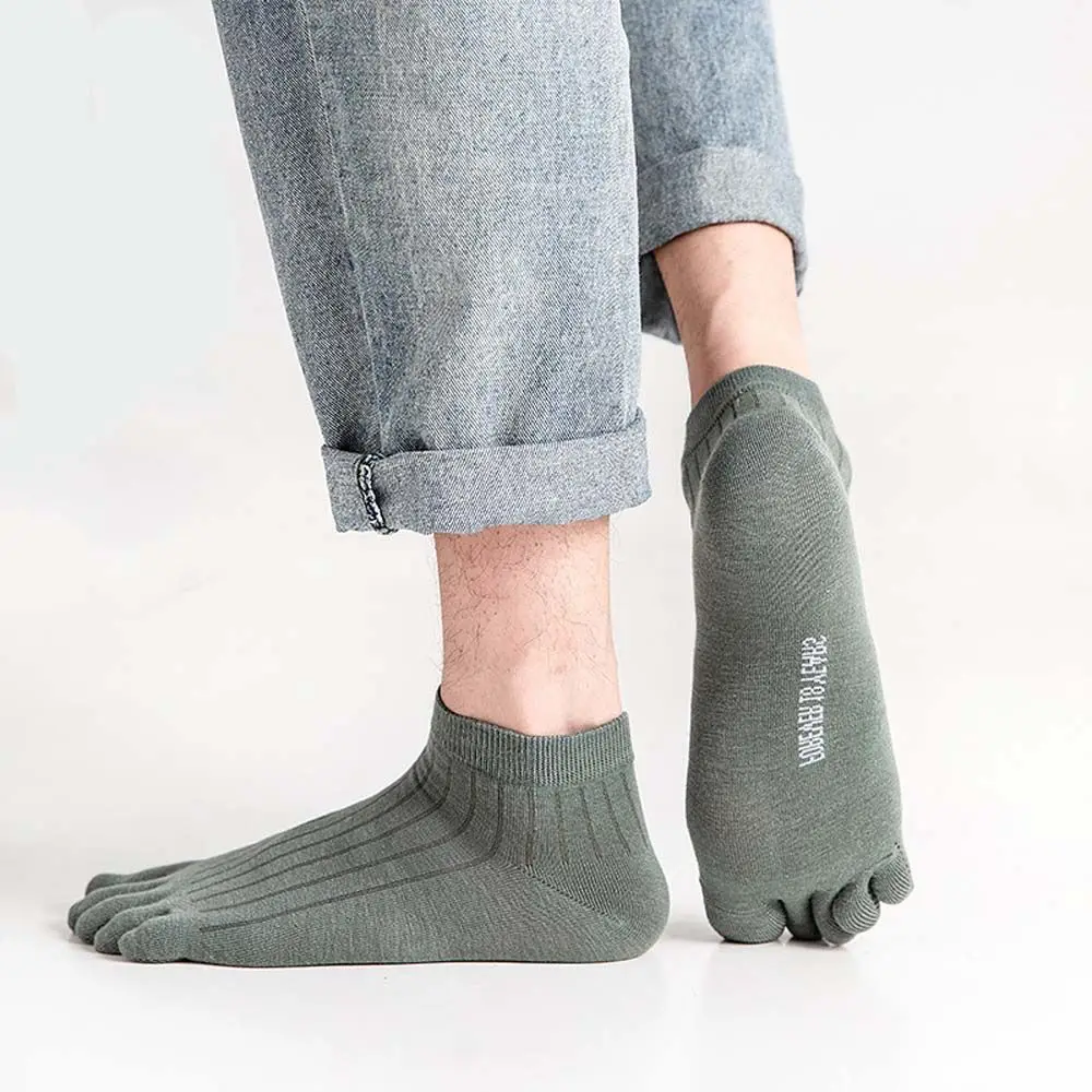 

Soft Breathable Striped Sweat Absorbing Men Women Five-Finger Socks Split Toe Socks Sport Hosiery Men Socks