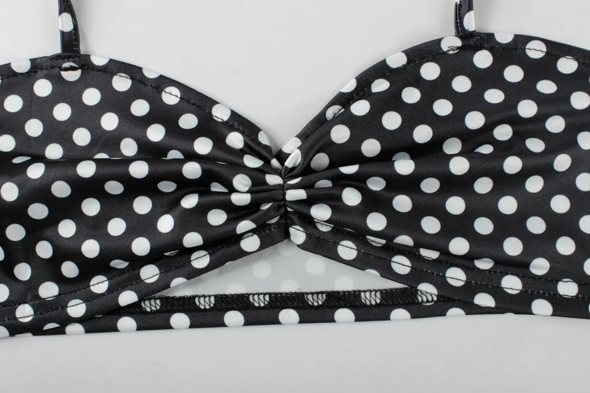 Damski seksowny komplet w grochy: top typu halter bez pleców + spodnie do kolan, dopasowany, casualowy strój streetwear