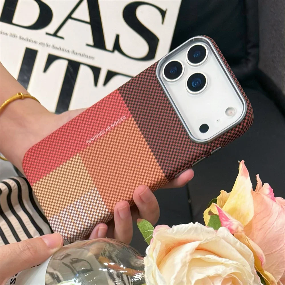 Чехол Magsafe с магнитным беспроводным зарядом и узором из углеродного волокна для iPhone 17, 16, 15, 14 Pro Max, противоударный матовый жесткий чехол