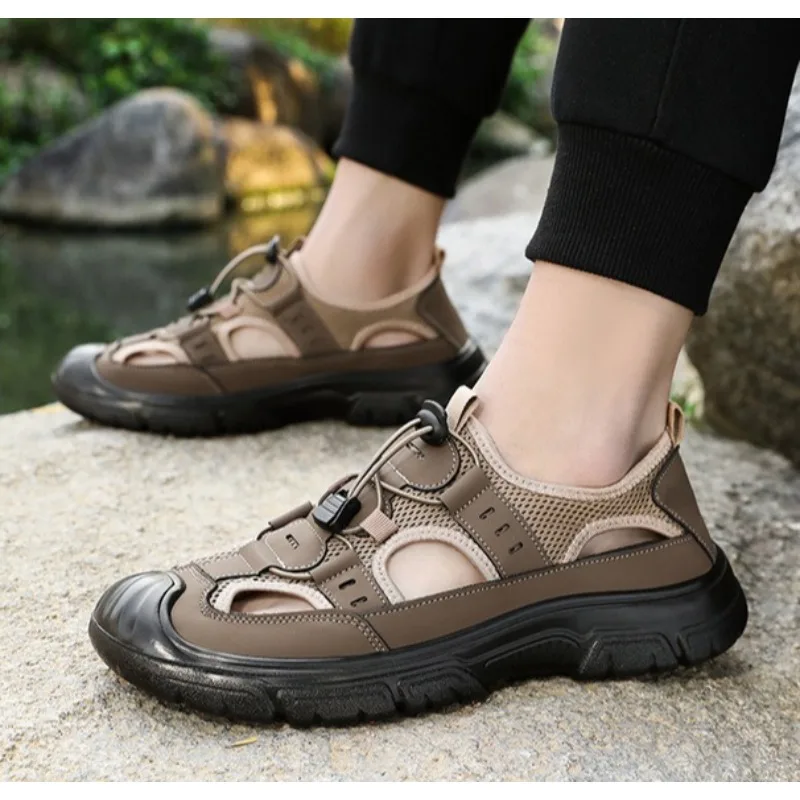 Men's Summer New Sandals Hollow Breathable Casual Outdoor Thick Bottom Shallow Mouth Beach Shoes Fashionable and Simple，39-44