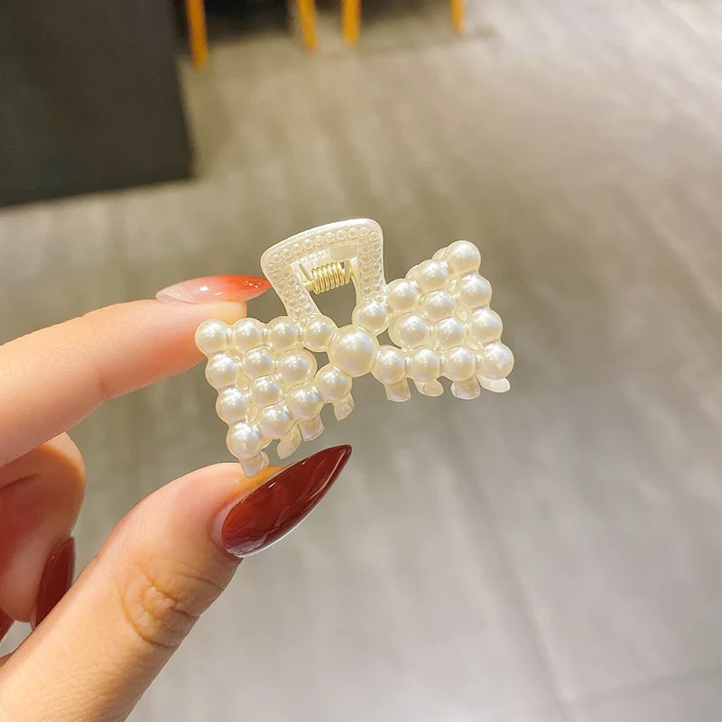 Neue Kleine Perlen Acryl Haar Klaue Clips Kleine Größe Make-Up Haar Styling Haarspangen Für Frauen Nette Mini Klaue Clip Haar Zubehör – Detail 10
