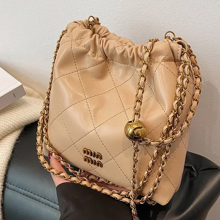

2025 Must - Have! Soft Leather Shoulder Crossbody Bag Rhombus Niche Design, Underarm Bucket Style with Chain, 2025 Fashion Trend