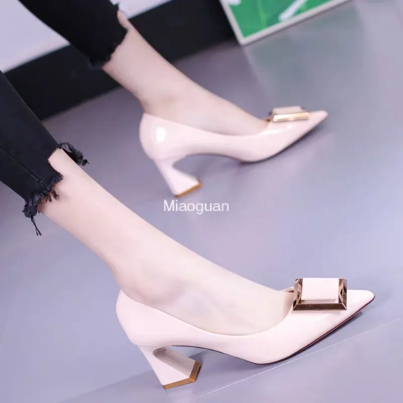 French Sexy Pumps Pointed Toe Shoes for Women Fashion Spring Autumn High Heels Classic Wedding Shoes Bride Red Black Outdoor PU