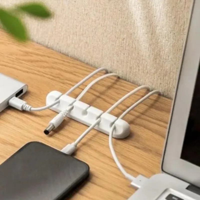 AS95-White Self-Adhesive Wire Holder, 5 Slot Cable Organizer In Soft-Touch Silicone- Ideal For Home, Office, And Car