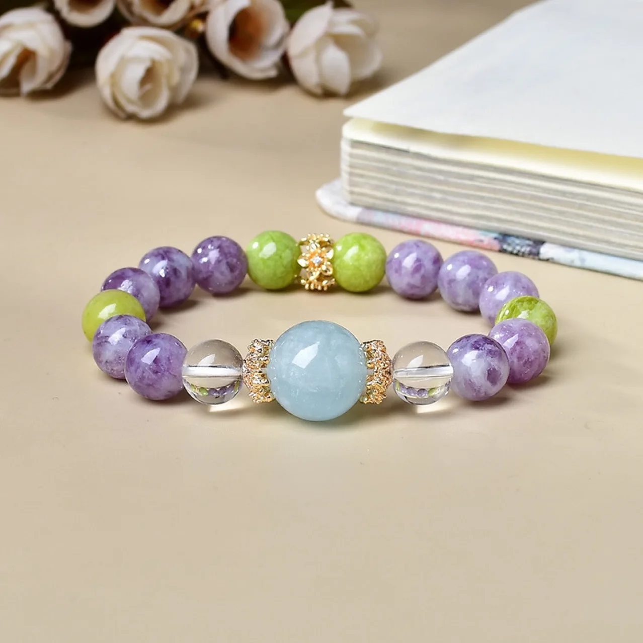 الجدة الطبيعية كريستال الأخضر غطاء الحليب الزبرجد سوار المرأة الخفيفة الفاخرة الأزياء محظوظ سوار