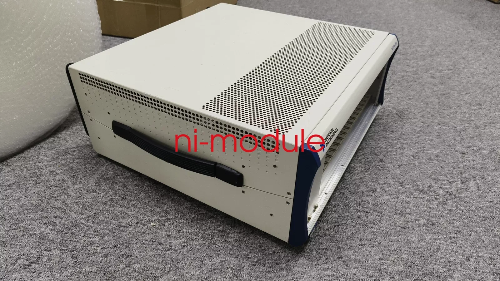 National Instruments NI PXIe-1065 PXIe, 18-Slot up to 3 GB/s PXI Chassis    Tested Completed
